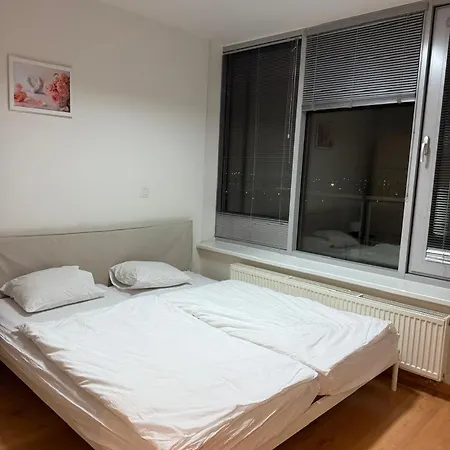 Skyline View - 15th Floor Bliss * Bratislava