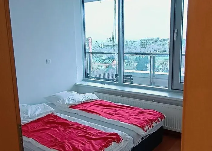 Skyline View - 15th Floor Bliss Lägenhet Bratislava