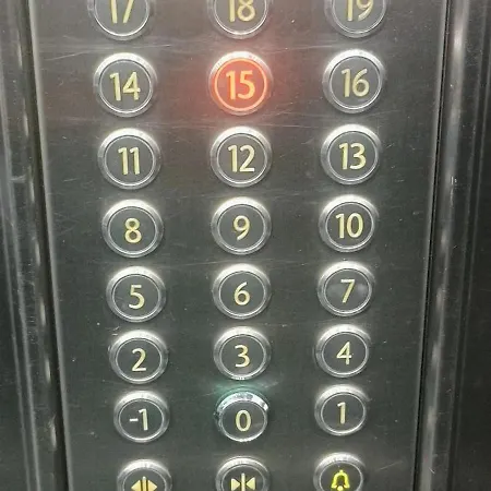 Skyline View - 15th Floor Bliss Apartament *