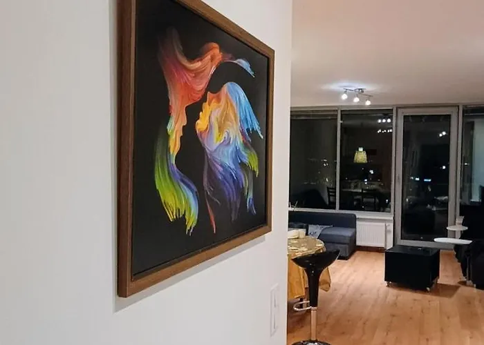 Skyline View - 15th Floor Bliss *