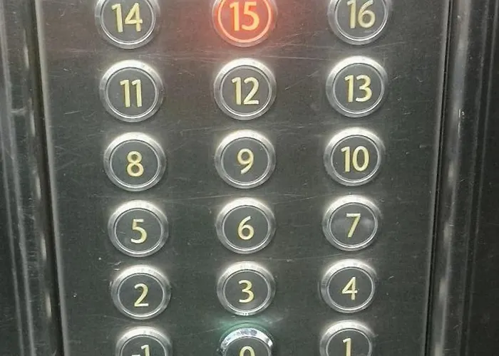 Skyline View - 15th Floor Bliss アパート *